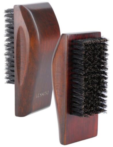 Brosse &agrave; barbe carr&eacute;e